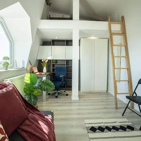 Centric Rooftop 4 Bedroom * Lodz