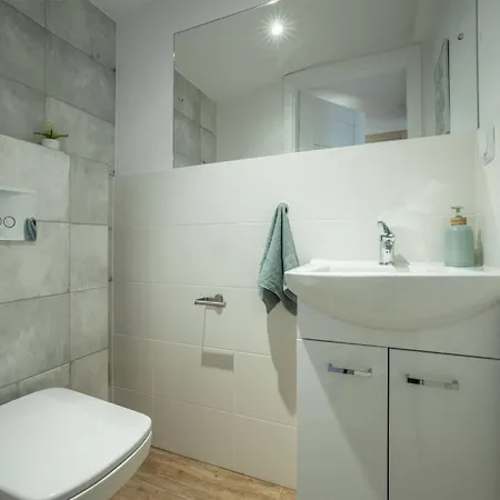 Centric Rooftop 4 Bedroom Apartment