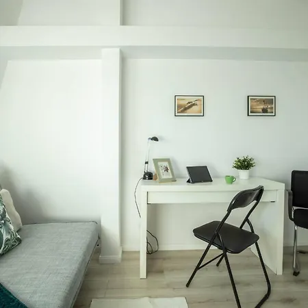 Apartment Centric Rooftop 4 Bedroom